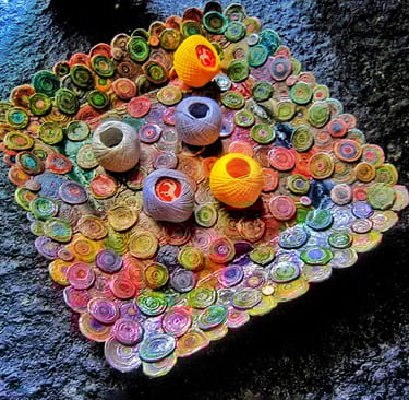 Recycle paper colorful plate for storage embroidery floss