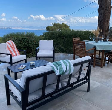 Terrasse équipée vue mer