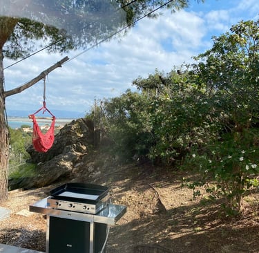 Plancha au Gaz et Hamac mono-place