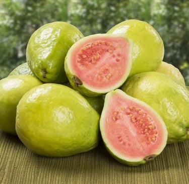 Benefícios e vitaminas da Goiaba