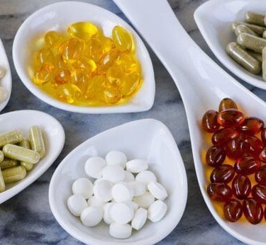 Qual a diferença de Multivitamínico e Polivitamínico