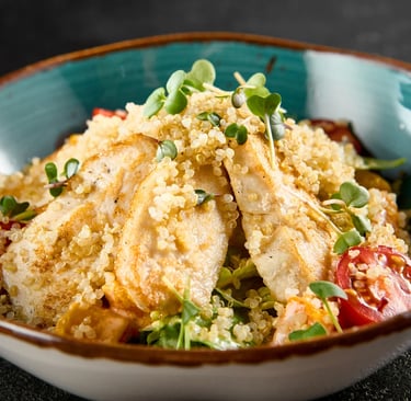Receita Fitness de Salada de Quinoa com Frango