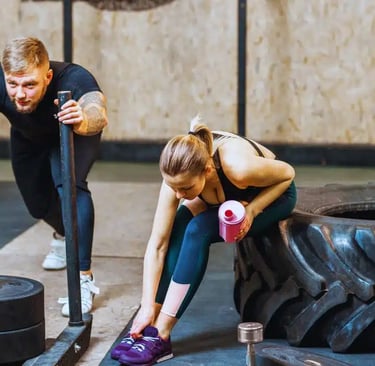Treino de Strongman para Perda de Peso: Como Queimar Gordura com Treinos de Força Extrema