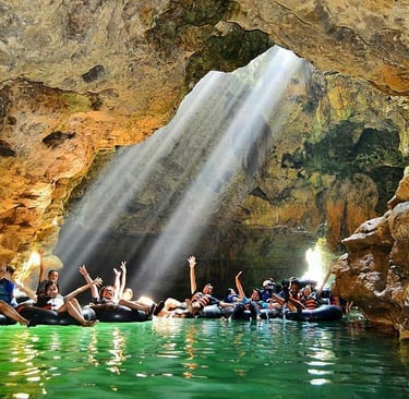 Keseruan Cave Tubing Goa Pindul Jogja