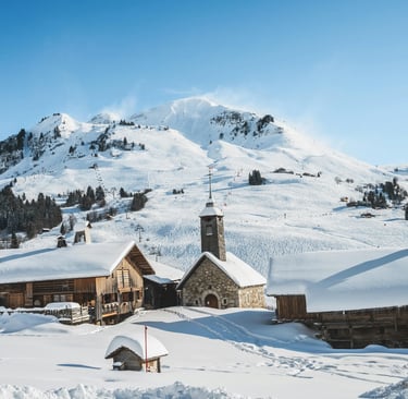 Annecy en hiver, double saisonnalité du SEO local