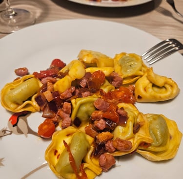 Prato de macarrão feito no nosso hotel em Roma.