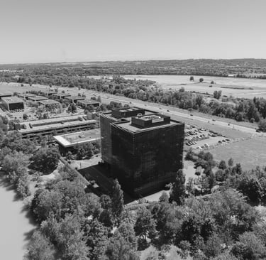Photo drone Thales Toulouse – prise de vue aérienne signée Red Epic Studio.