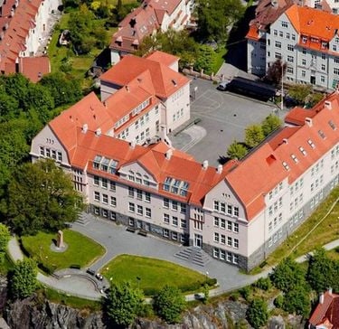 Rothaugen skole from the air