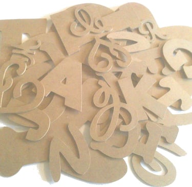 Lettres murales en bois à décorer