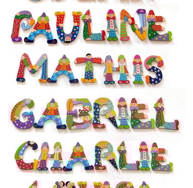 Lettres clowns en bois