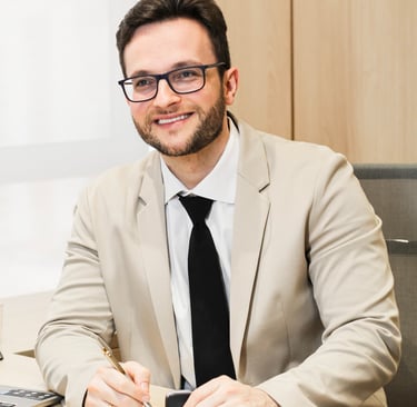 Dr. Paulo Ricardo Marcon em atendimento