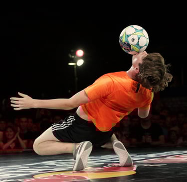 Football freestylers in Barcelona