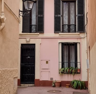 French Riviera Tour Antibes Old Town