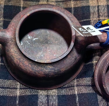隕石茶壺“傳承” Meteorite Teapot Named Heritage