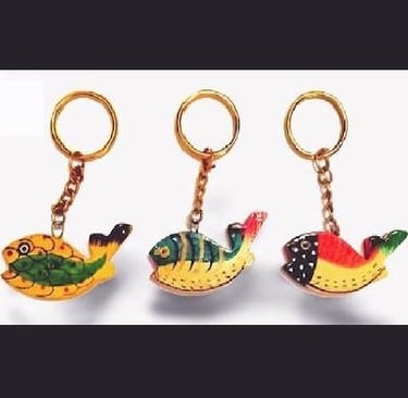Key rings, fish design, crafted in wood