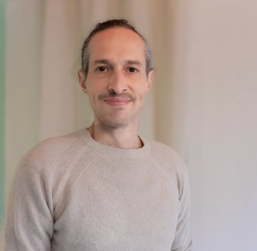 Ritratto di Paolo Maruzzi, operatore Shiatsu e di tecniche di Medicina Tradizionale Cinese.