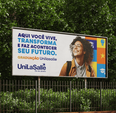 outdoor of a university/scholar campaign - Unilasalle RJ graduation 2026