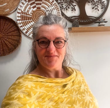 photo de caroline qui se présente aux lecteurs