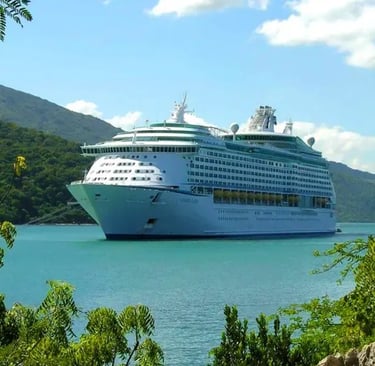 Cruise ship coming into port