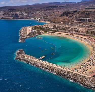 Playa de Amadores