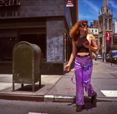 Disco woman in New York City | rollbak | Photographe mariage Hauts de France