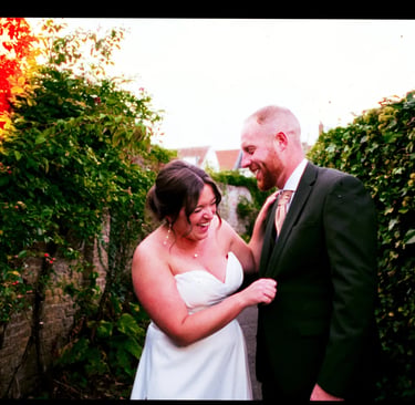Amour et rires complices | rollbak | Photographe mariage Lille - Dunkerque - Arras