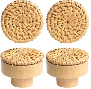 Boho knobs in tree and nature materials