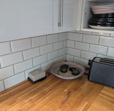 kitchen installation and tiling