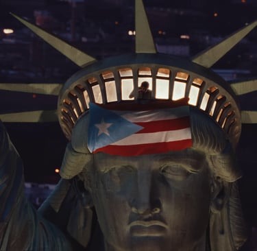 Ensemble, plus forts : Bad Bunny frappe fort avec NUEVAYOL, un vibrant hommage à Porto Rico et un cri contre l’intolérance