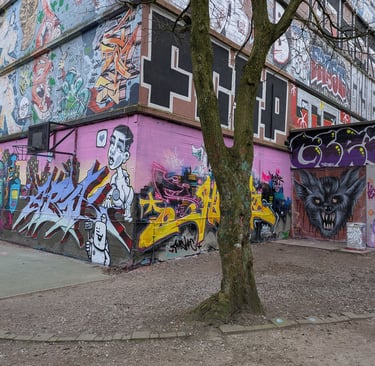 Street art in Sternschanze Hamburg with graffiti walls and urban scene, Graffiti und urbane Kunst im Viertel