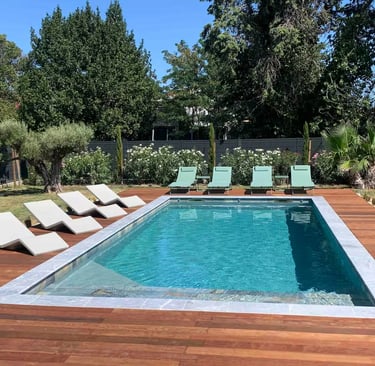 Piscine chauffée Aigues Mortes vacances