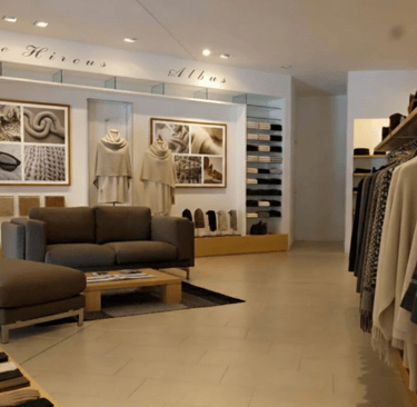 İstanbul Kaşmir Şal Hediye, ustalıkla işlenen ve yüksek rakım