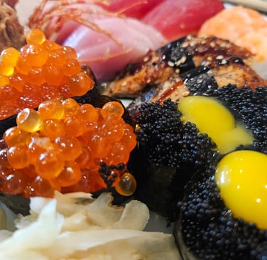 Ikura, tobiko, eel nigiri