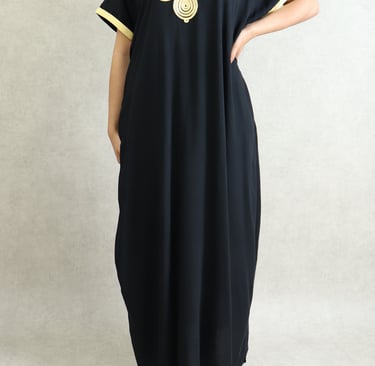 gandoura tunisienne traditionnelle, culture et mode tunisienne