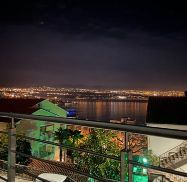 Balcony with open Adriatic sea view, 47 m² apartment in Opatija