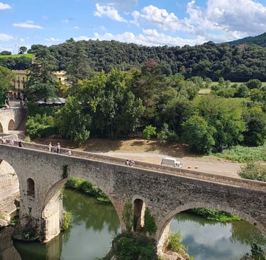 Le pont de Besalu