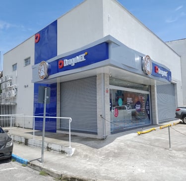 Fachada em ACM instalada por empresa de comunicação visual