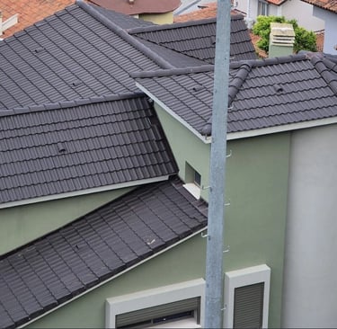çatı ustasının başarısı villa çatı yapımı kiremit döşeme işçiliğimiz