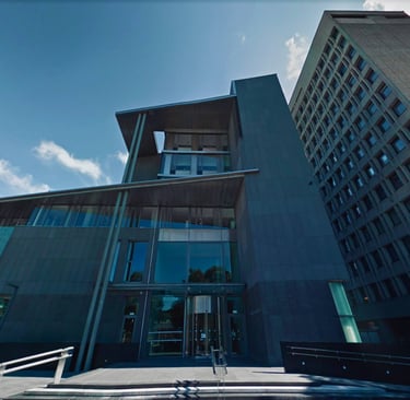 Gulating lagmannsrett, Vest politidistrikt, Bergen vest politistasjon, Oslo politidistrikt, Zainab Abdulkarim-Salah Al Saadi 