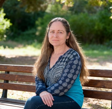 טלי פלד - מטפלת בחרדה וטראומה מורכבת