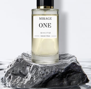 Parfum ONE sur une roche noire