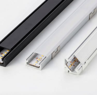 Sistemas de perfiles de aluminio: superficie, encastrado y de esquina.