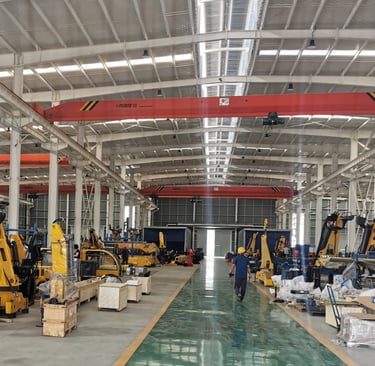Assembly workshop of truck-mounted crane suppliers