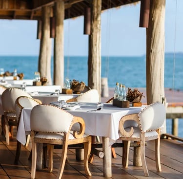 Restaurant mis en valeur par Planéo Digital en créant sites internet, référencement SEO, gestion réseaux sociaux