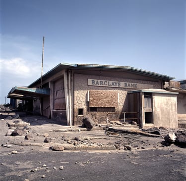 A photo of what Barclays Bank looked like during the robbery