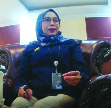 Karmila Hasmin Marunta, Pimpinan Perum Bulog Cabang Makassar