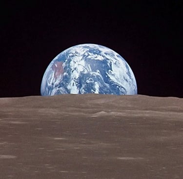 Earthrise image.
