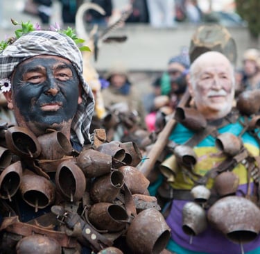 Fête traditionnelle dans un village de Lesbos en Grèce