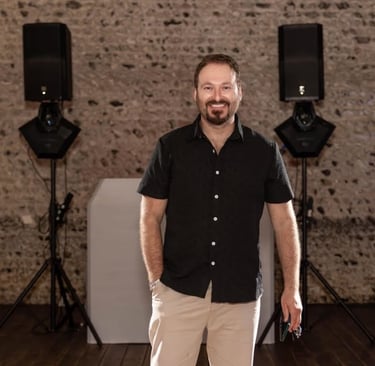 DJ Cissbury Barns | Wedding West Sussex DJ