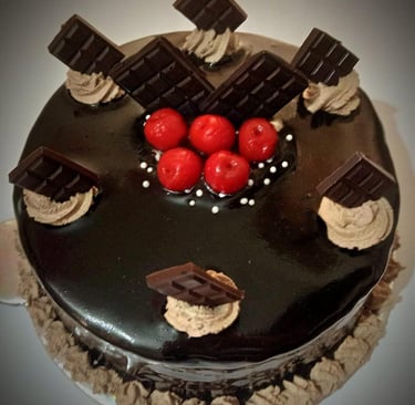 Truffle cake vyanjan bakers prayagraj